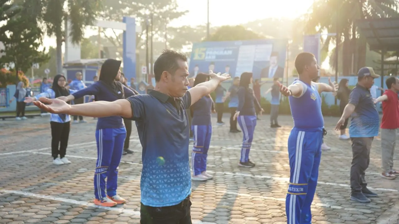 Imigrasi Bengkulu Gelar Senam Pagi Bersama, Wujudkan Budaya Hidup Sehat dan Kebersamaan Pegawai