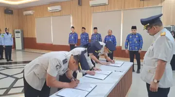 Kakanim Bengkulu Hadiri Pelantikan PNS di Kanwil Ditjen Imigrasi Bengkulu