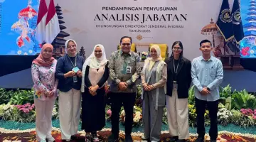 Kepala Urusan Tata Usaha Kantor Imigrasi Kelas III Non TPI Bengkulu Utara, Erwin Ardiansyah, saat mengikuti kegiatan Pendampingan Penyusunan Analisis Jabatan (Anjab) dan Analisis Beban Kerja (ABK) di Lingkungan Direktorat Jenderal Imigrasi. Kegiatan yang berlangsung di The Trans Resort Bali ini, 21–24 September 2026, menjadi langkah strategis untuk memperkuat tata kelola organisasi dan perencanaan pegawai yang lebih optimal