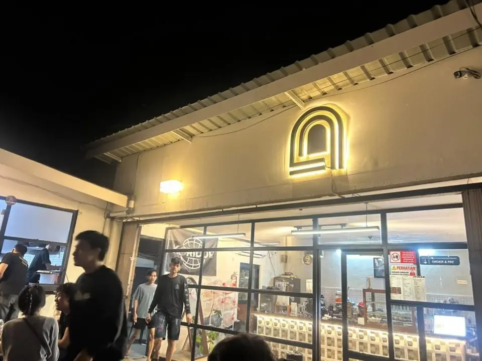 Kafe Koridor: Penerapan Manajemen Operasional UMKM Kuliner di Kota Bengkulu