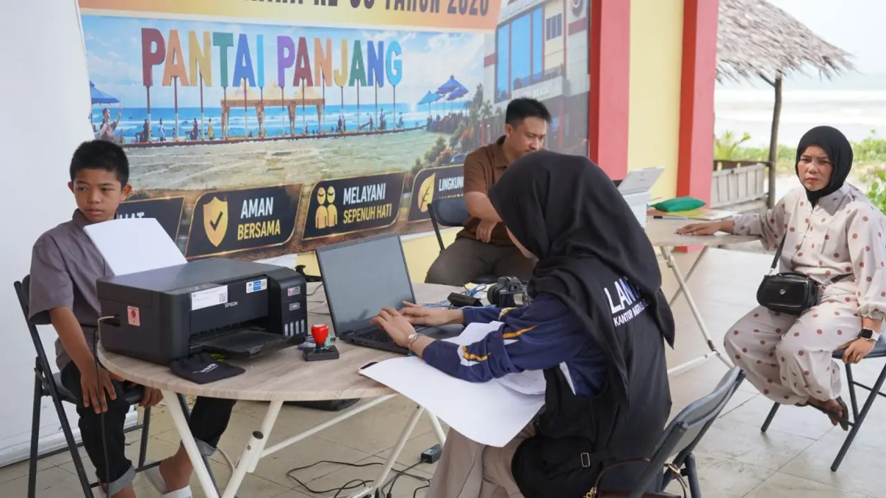 Pasporia Telah Digelar di Sport Center Bengkulu, Masyarakat Manfaatkan Layanan Paspor di Hari Minggu