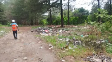 Sampah Menumpuk di Jalan Pelabuhan Pulau Baai, Pelindo Ajak Warga Jaga Kebersihan